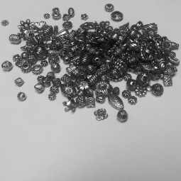 Kor�lky plastov� mix st�.b. 30g - hzostatn�